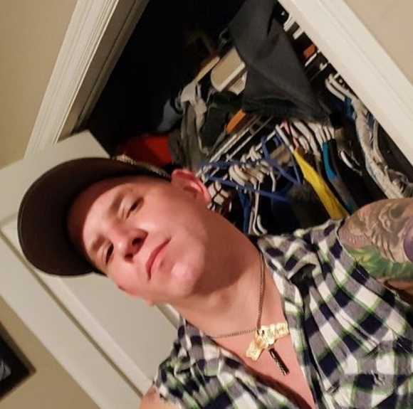 Meet your Posher, Corey - Picture 1 of 1